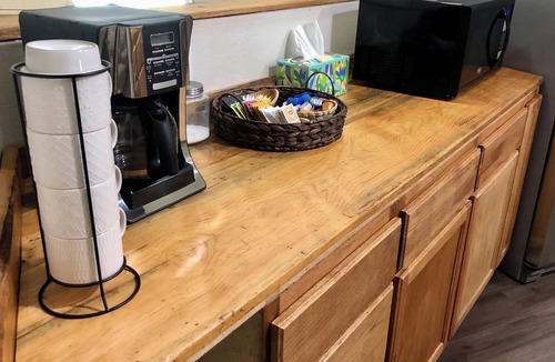 Squaw Valley House | 4 Bedroom Family Stay Near Kings Canyon NP - Great Wifi and EV Charger