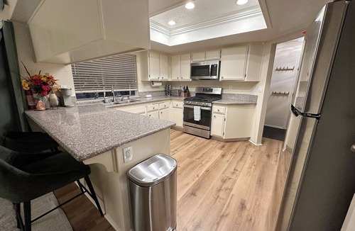 Loma Linda House | 4-bedroom house in Loma Linda on quiet Cul-de-sac, perfect for Families