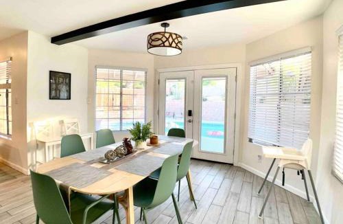 Estates at Canyon Crest House | 4 Bedroom King Beds One-Story Tesla EV