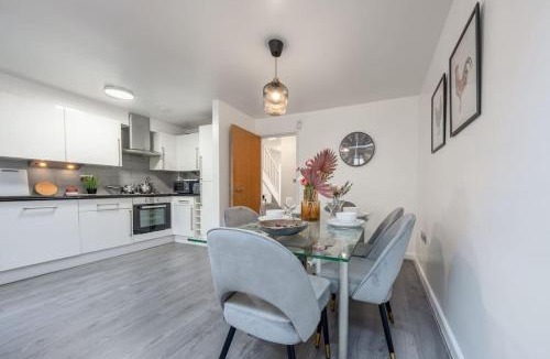 Tooting House | 4 beds - TOOTING - 20 min to Central London - Free Parking