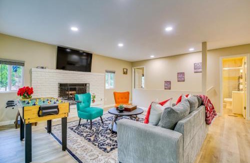 Twin Peaks House | 4 Mi to Lake Arrowhead Cabin with Grill and Deck!