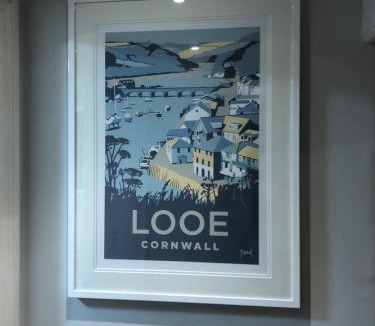 West Looe House | 4 Quay View, Looe