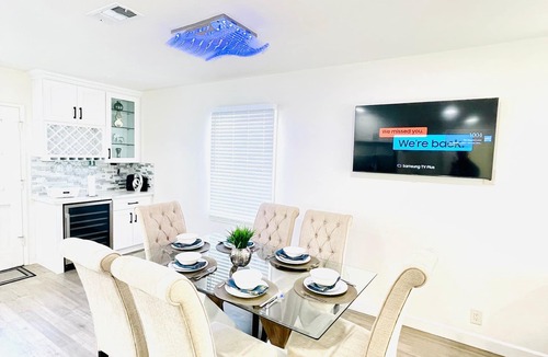 Monrovia House | 40% OFF 5B/3B 2 Master Bedrooms Close Pasadena, Rose Bowl, DTLA, Arcadia, etc