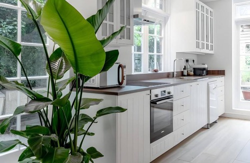 Frognal and Fitzjohns Apartment | 400 m² Apartment ∙ 5 bedrooms ∙ 12 guests