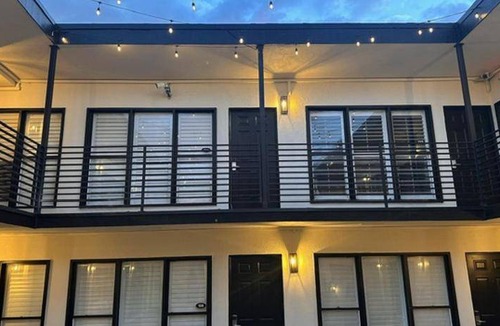 Fairfax District Hotel | 400 m² Motel ∙ 127 guests