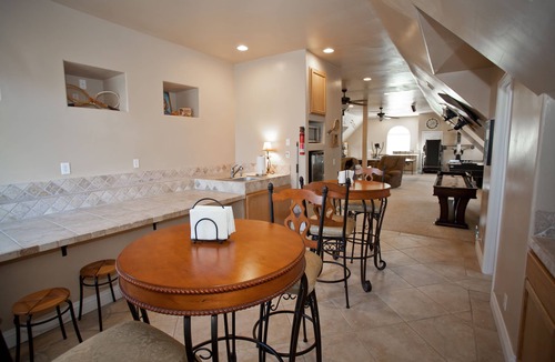Lake Arrowhead House | 4000 sf house with A/C~gourmet kitchen~1000 sf gameroom~outdoor fire features