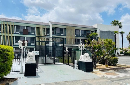 Rosemead Hotel | 42 m² Hotel ∙ 127 guests