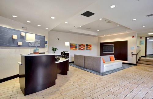 East Side Costa Mesa Hotel | 42 m² Hotel ∙ 127 guests