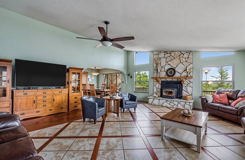 Groveland House | 427 m² House ∙ 6 bedrooms ∙ 20 guests