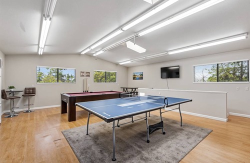 Groveland House | 427 m² House ∙ 6 bedrooms ∙ 20 guests