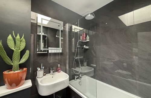 De Beauvoir Apartment | 45 m² Apartment ∙ 1 bedroom ∙ 2 guests
