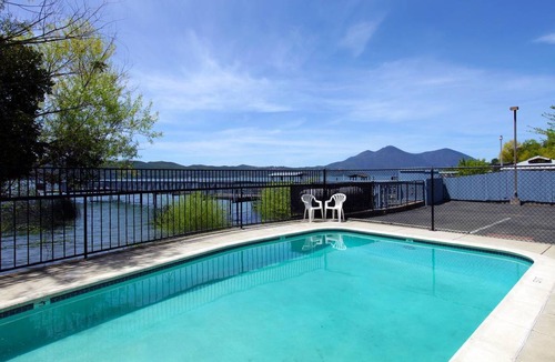 Clearlake Park Hotel | 46 m² Motel ∙ 127 guests