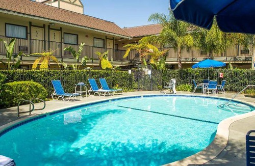 Tustin Hotel | 47 m² Hotel ∙ 127 guests