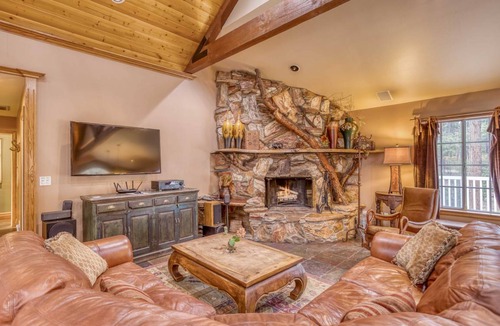 Fox Farm House | 470 m² House ∙ 5 bedrooms ∙ 16 guests
