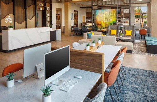 Nut Tree Hotel | 48 m² Hotel ∙ 2 bedrooms ∙ 8 guests