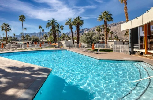 Twin Palms Condo | 49 m² Condo ∙ 1 bedroom ∙ 2 guests
