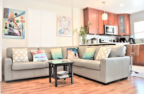 San Jose House | 4Br/3Ba,HeartDowntown SanJose-Gem Craftsman,Fireplace,Near SAP,Airport,City hall
