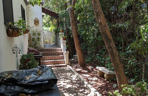 Pasadena House | 5 BDRM 100 YR OLD PASADENA ENGLISH COTTAGE CHARMER