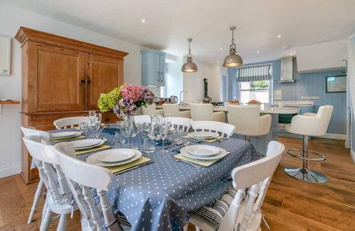 Trebetherick Cottage | 5 Bed in Trebetherick (oc-b29371)