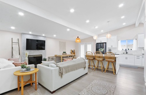 Torrance House | 5 Bedroom 3 Bath Beach City In Torrance ca