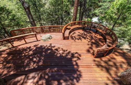 Fern Valley House | 5 bedroom 3 bath beautiful home on the creek