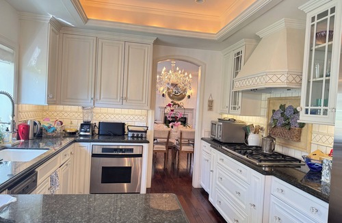 Corona del Mar Villa | 5-bedroom in Newport Beach，the High quality, convenient and very comfortable;