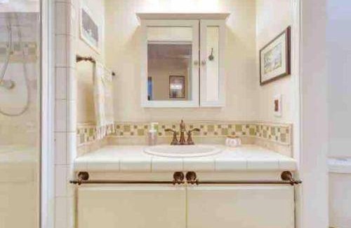 Belmont Shore Apartment | 51 m² Apartment ∙ 1 bedroom ∙ 3 guests