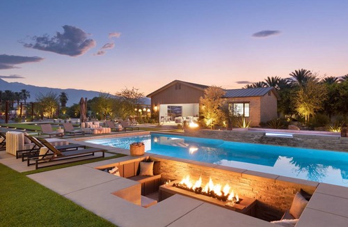 Palm Springs Villa | 532 m² Villa ∙ 8 bedrooms ∙ 18 guests