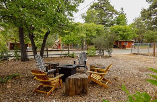 Castle Glen Estates Cabin | 54 m² Cabin ∙ 1 bedroom ∙ 4 guests