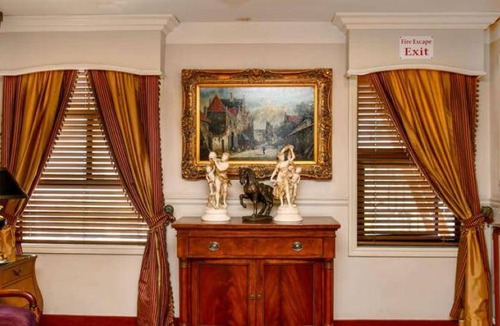 Downtown Hotel | 55 m² Hotel ∙ 10 guests