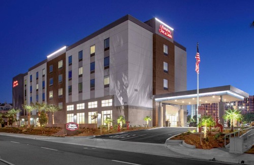 Airport Area Hotel | 55 m² Hotel ∙ 127 guests
