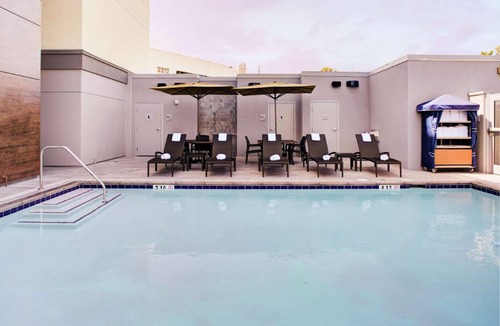 Airport Area Hotel | 55 m² Hotel ∙ 127 guests