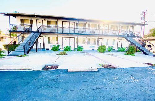 Whittier Hotel | 56 m² Hotel ∙ 2 bedrooms ∙ 127 guests