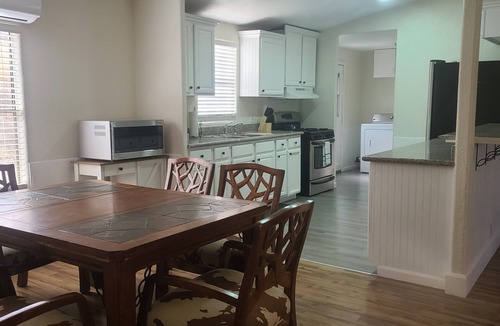 Squaw Valley House | 5Ez Ranch- Silver- entire home with easy drive to Kings Canyon National Park
