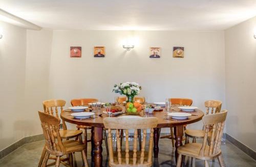 Fence House | 6 Bed in Tosside Near Settle oc-ds102