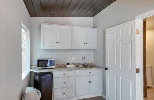 Frazier Park Apartment | 6 Mi to Frazier Mountain Cozy Studio Retreat