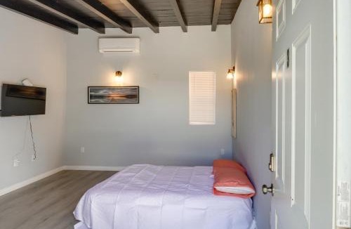 Frazier Park Apartment | 6 Mi to Frazier Mountain Cozy Studio Retreat
