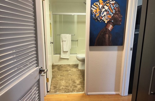 Downtown Apartment | 6. Phenomenal 2-bedroom 2-bath Apartment City Center