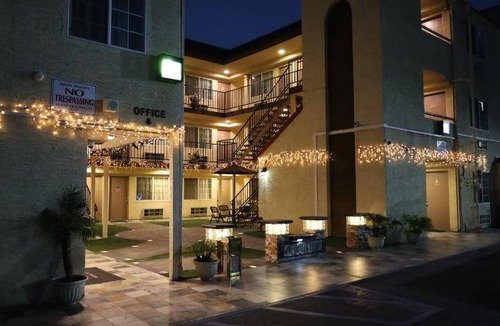 Whittier Hotel | 60 m² Motel ∙ 127 guests