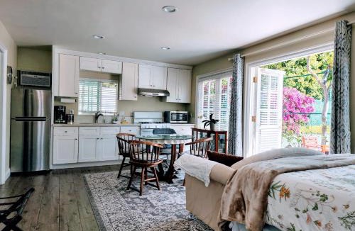 East Pasadena Villa | 628 Madre Street
