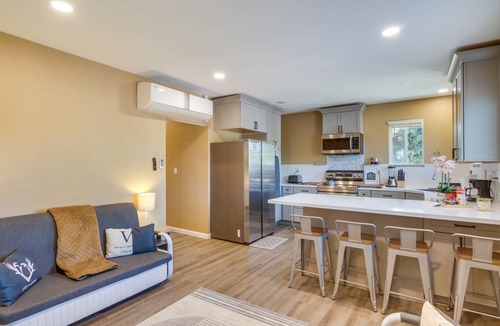 Santa Clarita Cottage | 65 m² Cabin ∙ 2 bedrooms ∙ 6 guests
