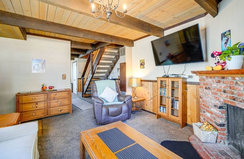 Sugarloaf House | 65 m² House ∙ 2 bedrooms ∙ 6 guests
