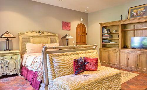 Beverly Hills Bed & Breakfast | 66 m² Bed and breakfast ∙ 3 guests