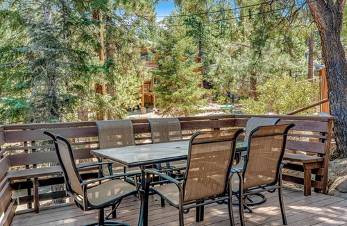 Boulder Bay Cabin | 66 m² Cabin ∙ 2 bedrooms ∙ 4 guests