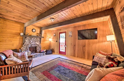 Big Bear City House | 66 m² House ∙ 2 bedrooms ∙ 7 guests