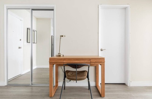 Wilshire Montana Apartment | 67 m² Apartment ∙ 1 bedroom ∙ 2 guests