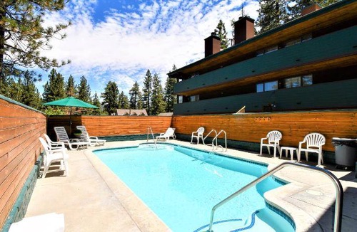 Big Bear Lake Apartment | 675 m² Serviced apartment ∙ 2 bedrooms ∙ 4 guests