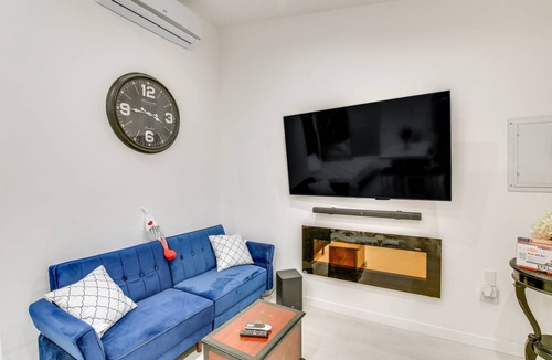 East Los Angeles Apartment | 69 m² Apartment ∙ 2 guests