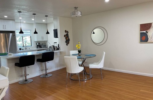 Downtown Apartment | 7. Marvelous 2-Bd 2-Bath Apartment City Center