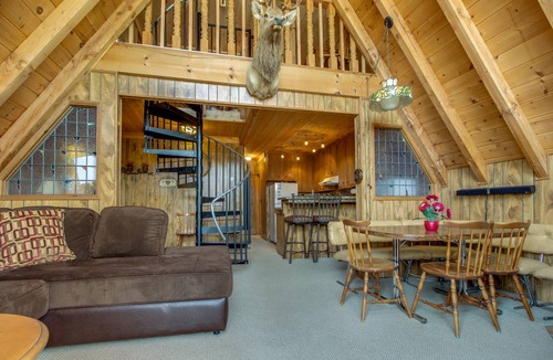 Boulder Bay Cabin | 70 m² Cabin ∙ 1 bedroom ∙ 4 guests